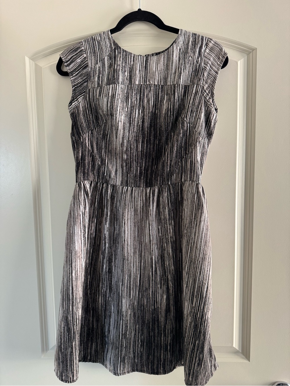 Mossimo Supply Co. Black & White Sleeveless Fit-and-Flare Dress